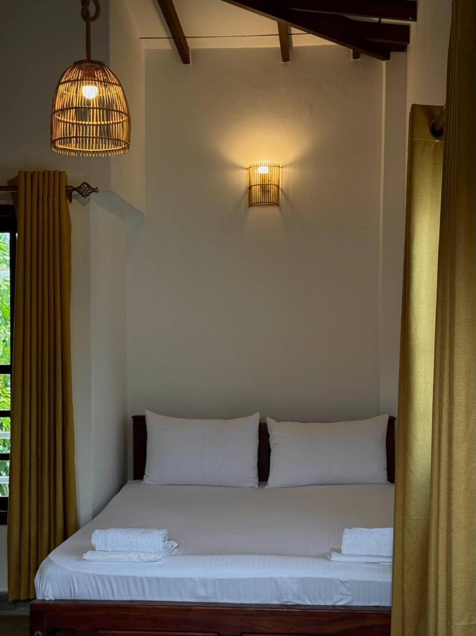 Riverside Cabanas มิริสซา ภายนอก รูปภาพ